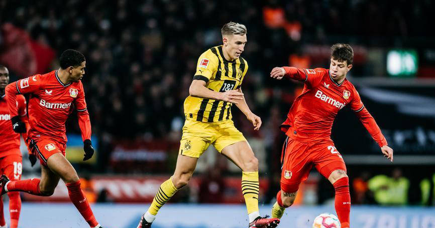 多特蒙德求购18岁后卫，皇马以1000万欧元出售，有助提升后防线实力