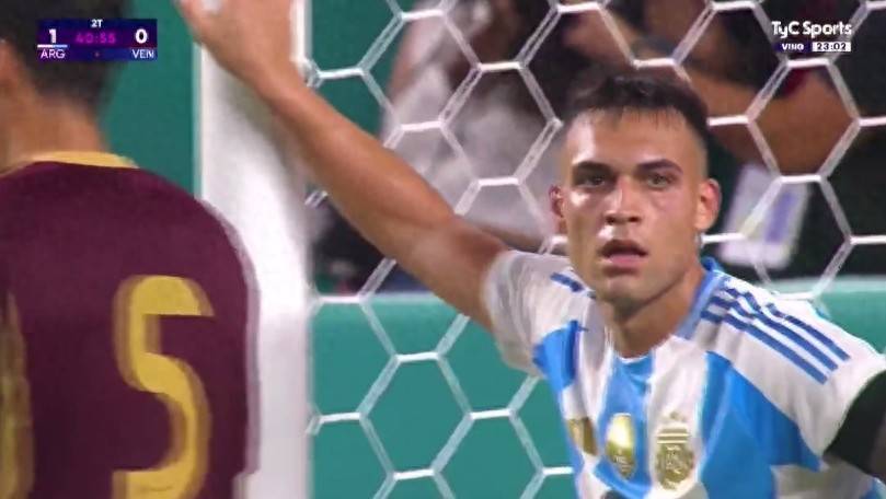 意甲最贵球员劳塔罗 全场9射5正0进球 注定踢不了阿根廷主力位置